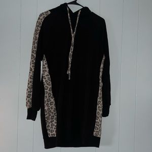 Oversized cheetah hoodie